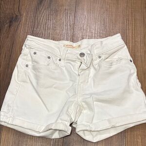Levi Jeans Cream Denim Shorts